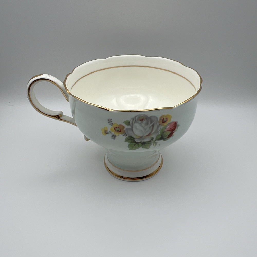 Paragon Double Warrant Fine Bone China Teacup Saucer Blue Pink Rose England - Picture 5 of 16